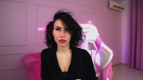 Kayla online show from April 29, 7:00 am