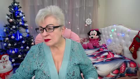 Snapshot of kaylesmoll chatting on December 26, 7:16 pm kaylesmoll online show from December 26, 7:16 pm