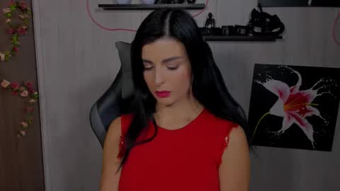 kayworl online show from December 3, 2:05 pm