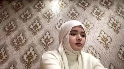 Kate online show from February 2, 11:09 am