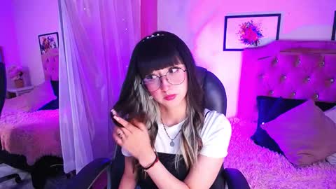    online show from March 5, 9:49 am