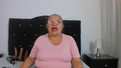   online show from November 13, 11:42 am