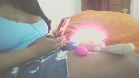 kell474767 online show from March 24, 12:27 am