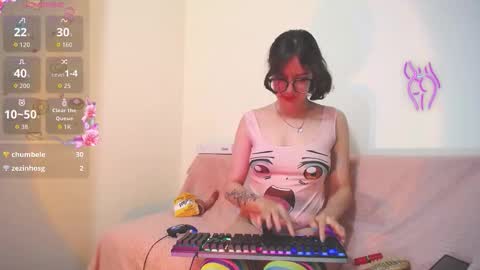 Kelly online show from November 20, 9:27 pm