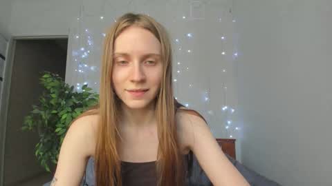 kelly_gerzikaaa online show from March 23, 12:11 pm