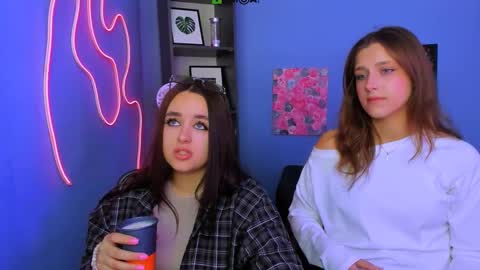 kelly online show from March 25, 12:19 pm