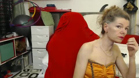 Snapshot of kellynumber chatting on February 6, 10:10 pm kelly online show from February 6, 10:10 pm