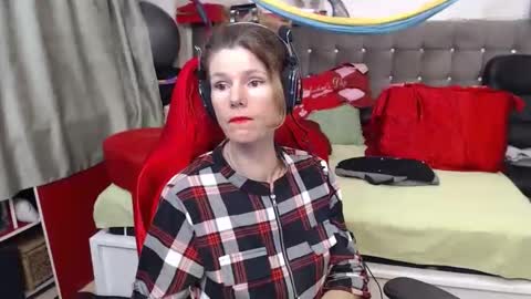 Snapshot of kellynumber chatting on October 15, 11:51 pm kelly online show from October 15, 11:51 pm