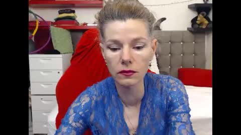 Snapshot of kellynumber chatting on February 3, 9:19 am kelly online show from February 3, 9:19 am