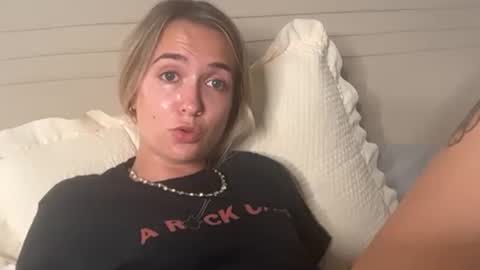 Kelsey Blu online show from May 25, 11:59 pm