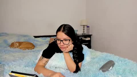 Kendal online show from October 8, 3:49 pm