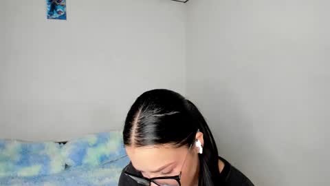 Kendal online show from October 27, 3:51 pm