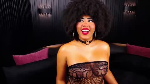 Snapshot of kendall_coxxx chatting on October 13, 9:34 am online show from October 13, 9:34 am