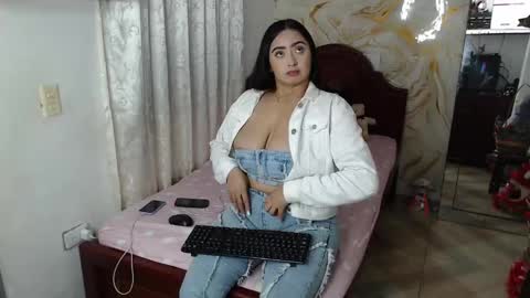 kendall  online show from October 13, 7:22 am