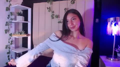 Snapshot of kendall_saenz chatting on September 8, 7:24 pm kendall_saenz online show from September 8, 7:24 pm