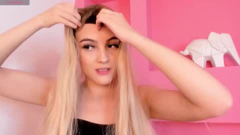 Kendal online show from October 12, 6:16 am