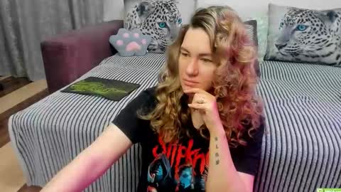 Kendra online show from March 12, 11:40 pm