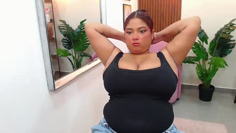 Snapshot of kenya_buhle chatting on December 16, 11:12 am Kenya Buhle online show from December 16, 11:12 am