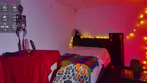 Kenzie online show from March 11, 3:00 am