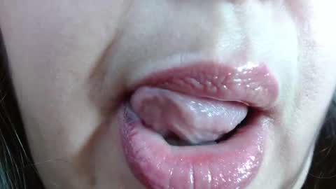 K E R L Y online show from January 5, 5:27 pm