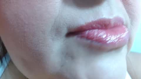 K E R L Y online show from February 4, 12:19 pm