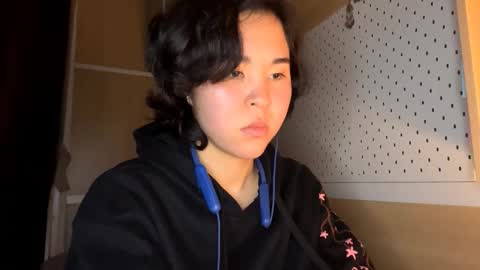 Jenny  online show from March 11, 7:45 am