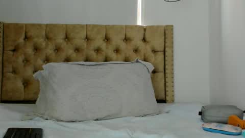 Kery Hillson online show from September 15, 2:36 pm