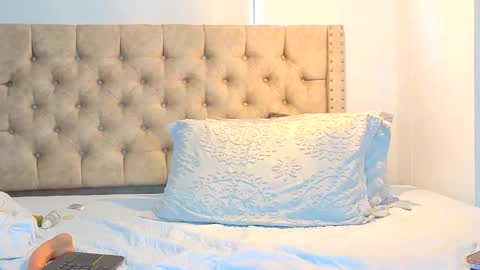 Kery Hillson online show from November 11, 3:20 pm