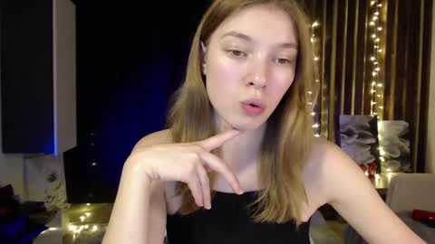 Snapshot of kesha_muah chatting on February 9, 5:22 pm kesha online show from February 9, 5:22 pm