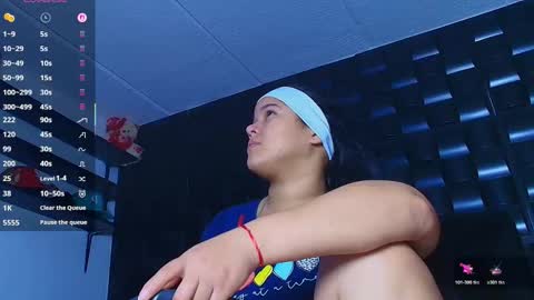 KESHA online show from November 25, 7:32 am