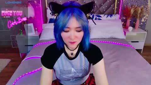 kettiejones online show from February 12, 7:32 am