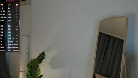 Snapshot of kettybelly chatting on October 11, 9:25 am kettyIm a simple girl who likes gifts Lovense is activeThere are legends that in this room all your wish can come true online show from October 11, 9:25 am