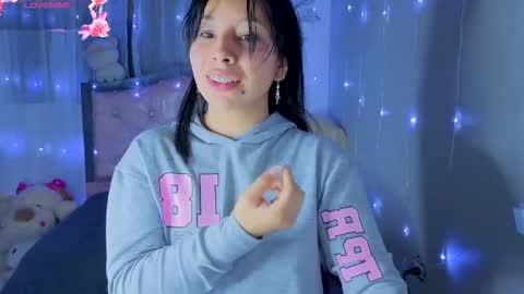 Snapshot of keyla_meow2002 chatting on September 18, 2:10 am keyla meow2002 online show from September 18, 2:10 am