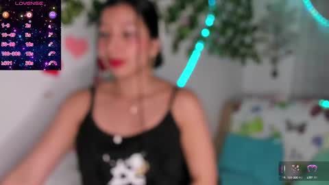 Snapshot of keyla_meow2002 chatting on March 3, 7:14 pm keyla meow2002 online show from March 3, 7:14 pm