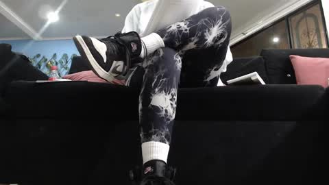 Snapshot of keylie_saenz28 chatting on December 5, 1:36 am online show from December 5, 1:36 am