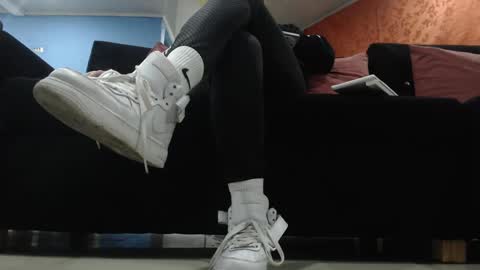 Snapshot of keylie_saenz28 chatting on February 20, 2:29 am online show from February 20, 2:29 am