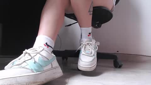 Snapshot of keylie_saenz28 chatting on October 1, 4:01 pm online show from October 1, 4:01 pm