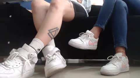 Snapshot of keylie_saenz28 chatting on February 18, 3:10 pm online show from February 18, 3:10 pm