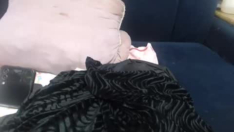 Lover girl online show from May 20, 6:43 am