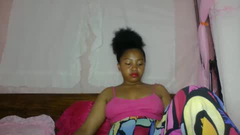 khaissa online show from April 12, 5:05 pm