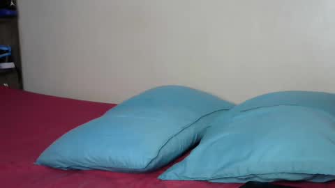 Snapshot of khalidnatasha chatting on March 2, 2:40 am khalidnatasha online show from March 2, 2:40 am