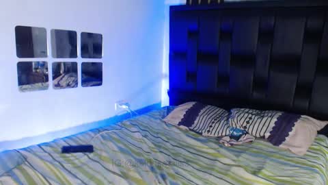              online show from March 13, 11:55 am