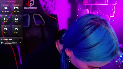 Snapshot of kiara_dream chatting on September 24, 11:48 pm Kira online show from September 24, 11:48 pm