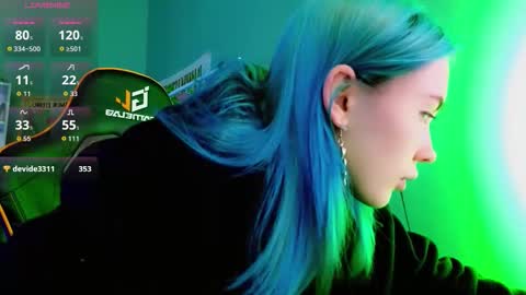 Snapshot of kiara_dream chatting on September 25, 11:57 pm Kira online show from September 25, 11:57 pm