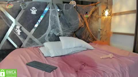 Snapshot of kiara_velvet__ chatting on October 31, 6:26 am kiara_velvet__ online show from October 31, 6:26 am