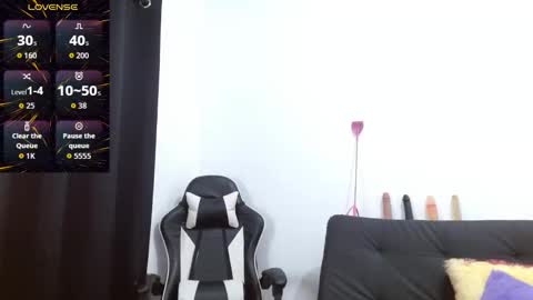 KiaraRider online show from October 8, 7:07 pm