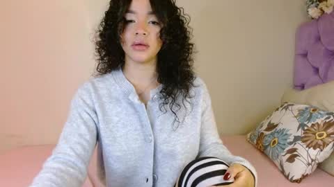 Kiara online show from June 3, 2:12 am