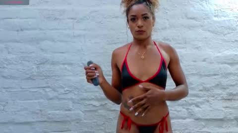 kiaratentation online show from February 21, 8:53 pm