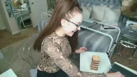Snapshot of kiarose chatting on September 28, 6:20 am Kia Rose online show from September 28, 6:20 am