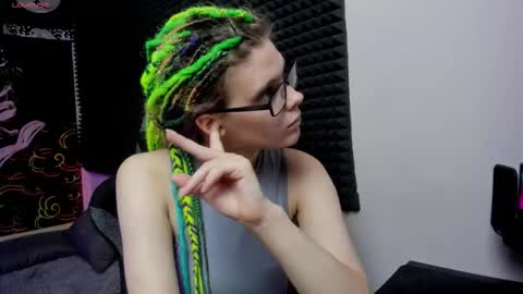 Kiki online show from September 17, 10:46 am